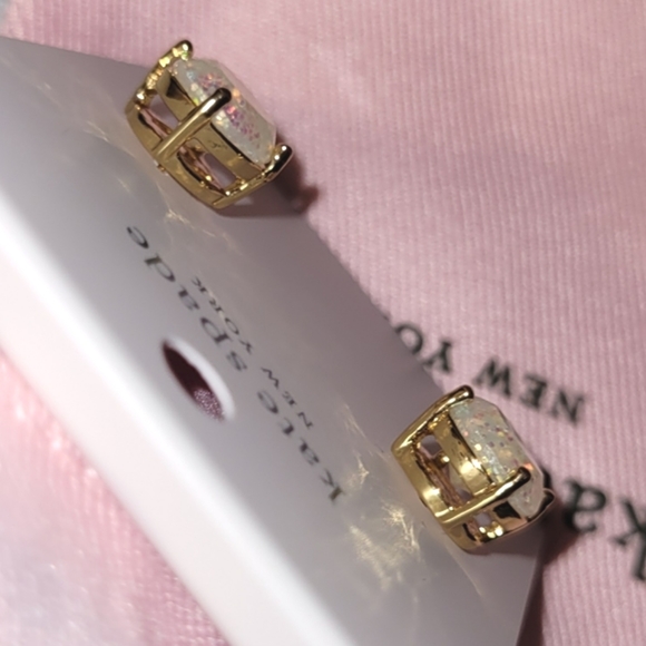 Kate Spade 'Glitter Gumdrop' studs - Picture 13 of 16